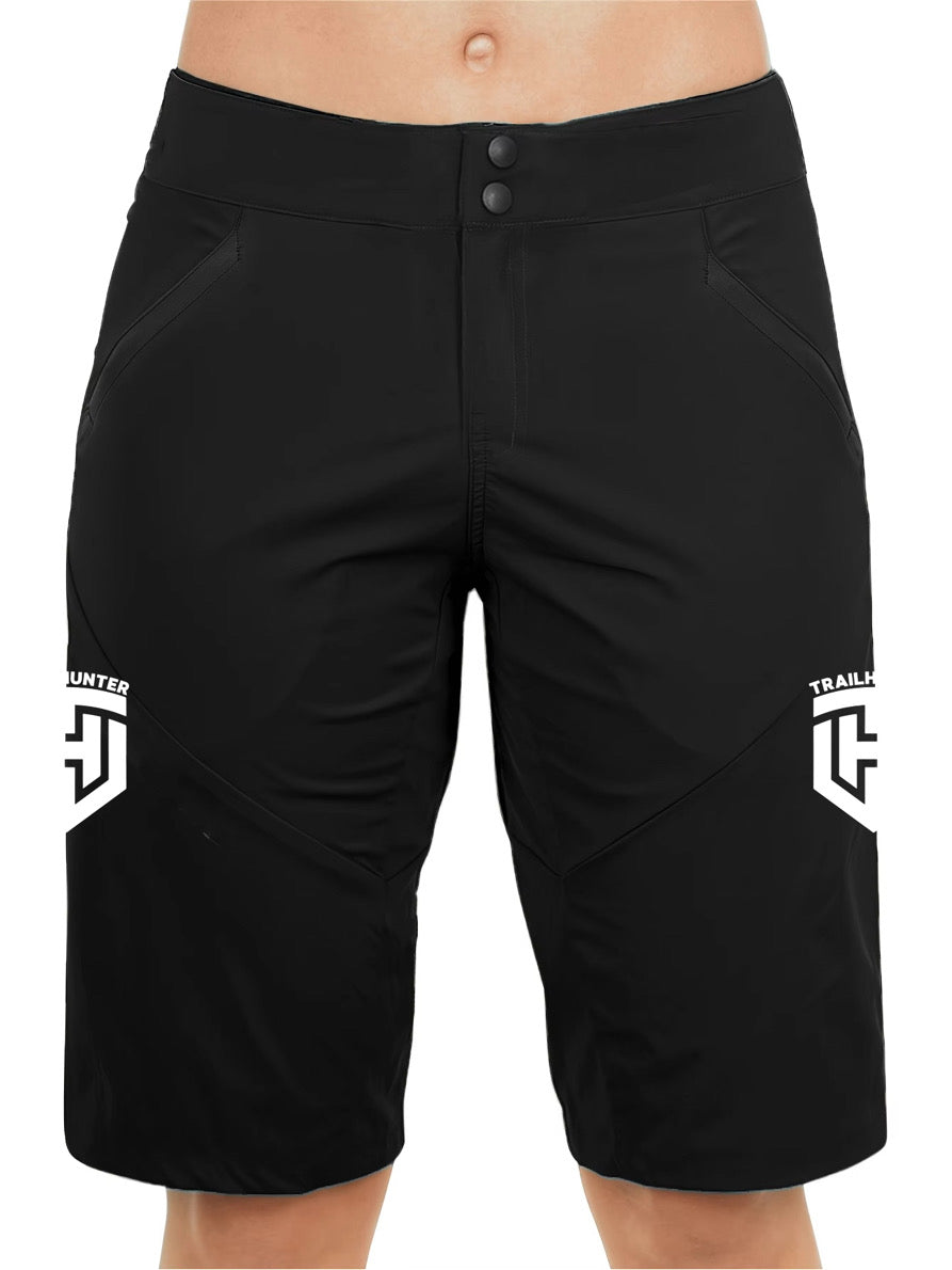 Trailhunter Trailshorts 2.0 für Herren - Kinder - Damen – leichte, atmungsaktive MTB-Shorts für Enduro, Freeride und Bikepark mit perfekter Passform und reflektierenden Logos.